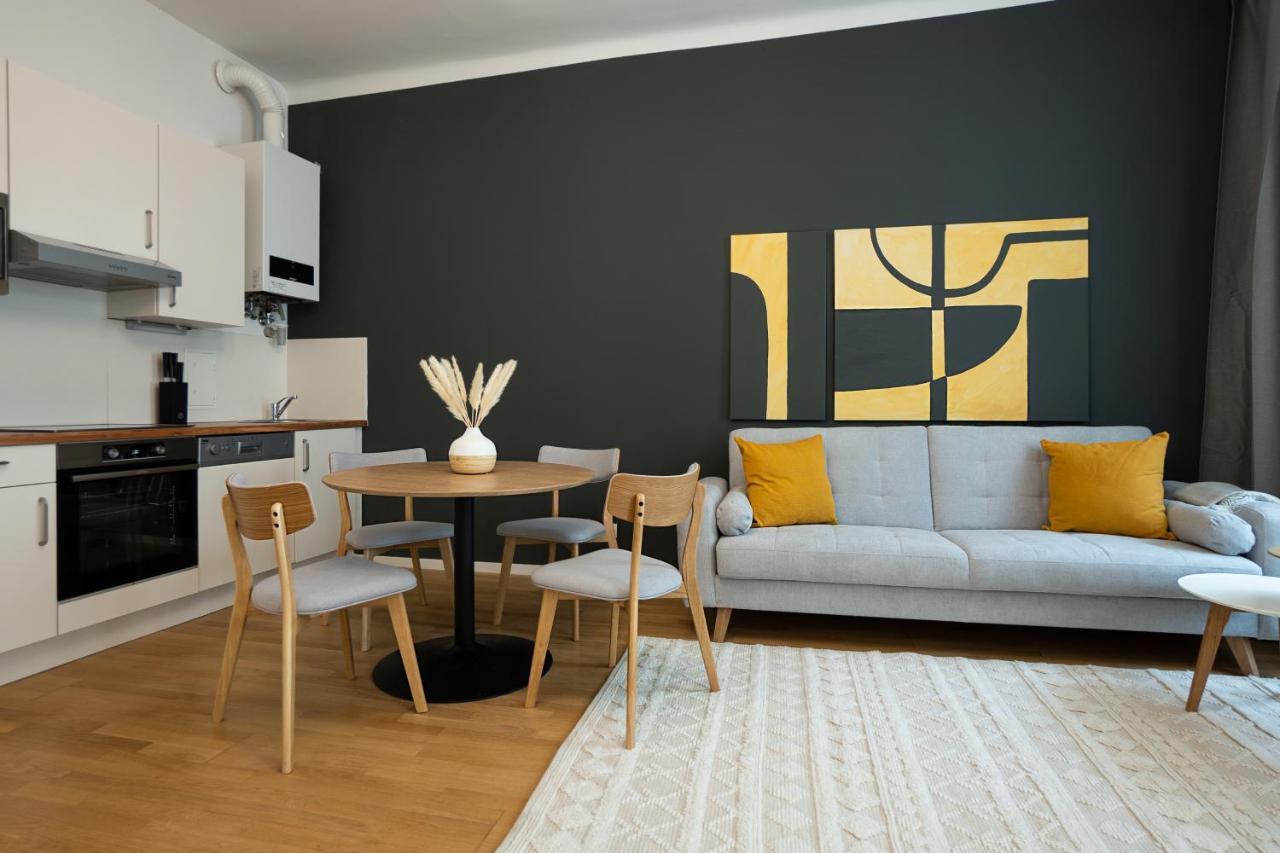 Aesthetic Newly Renovated Located Near Belvedere Castle, 15 Minutes From Stephansplatz Apartament Wiedeń