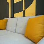 Aesthetic Newly Renovated Apartment Located Near Belvedere Castle, 15 Minutes From Stephansplatz